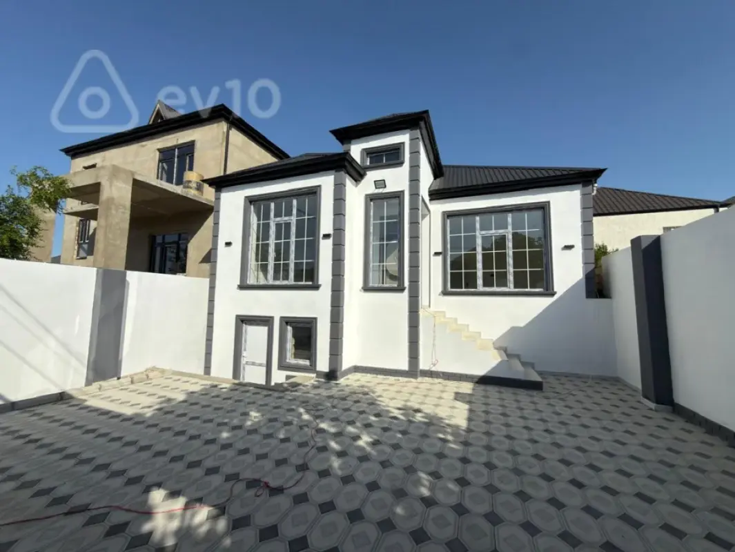 Satılır 4 otaqlı həyət evi 110 m²