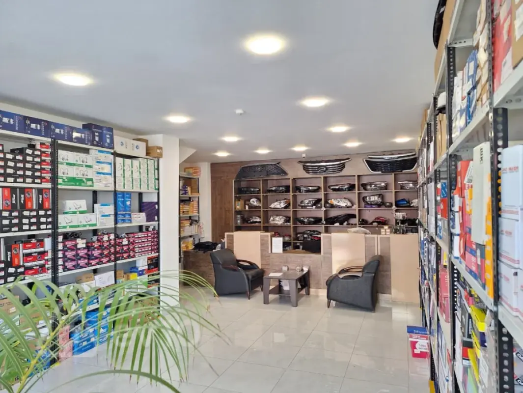 Satılır mənzil 360 m²