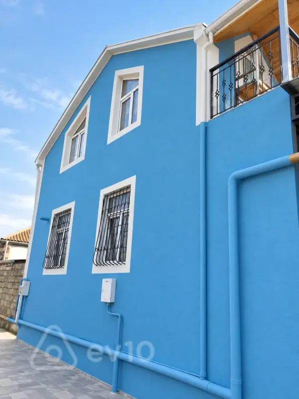 Satılır 5 otaqlı həyət evi 160 m²
