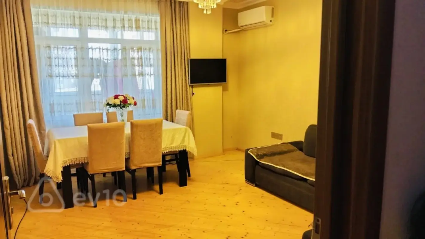 Satılır 2 otaqlı yeni tikili 70 m²