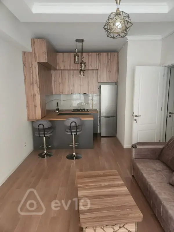 Kirayə verilir 2 otaqlı yeni tikili 43 m²