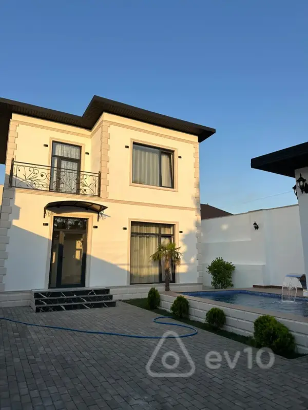 Satılır 3 otaqlı həyət evi 130 m²