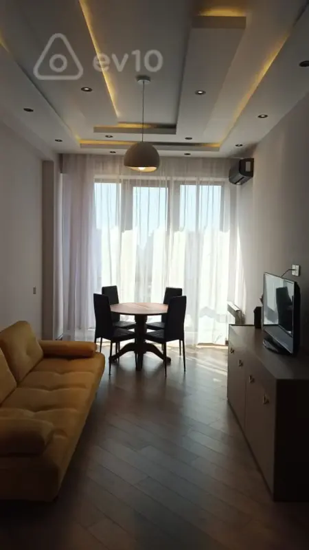Kirayə verilir 2 otaqlı yeni tikili 50 m²