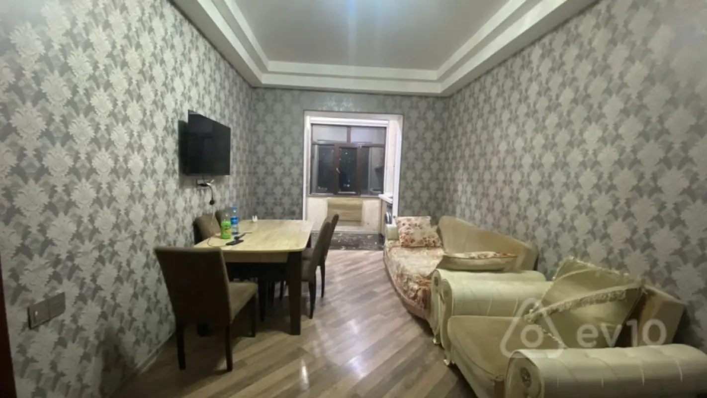 Kirayə verilir 2 otaqlı yeni tikili 55 m²
