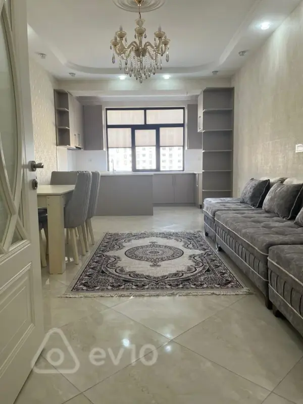 Kirayə verilir 3 otaqlı yeni tikili 100 m²