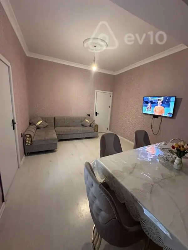 Kirayə verilir 3 otaqlı yeni tikili 90 m²