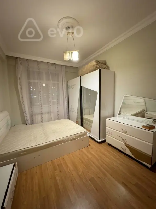 Kirayə verilir 2 otaqlı yeni tikili 67 m²