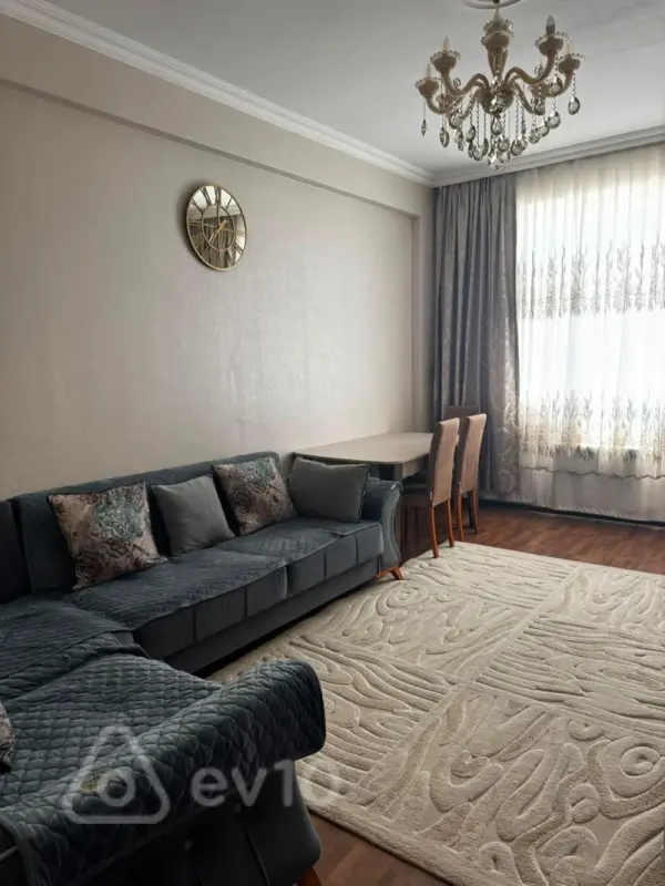 Kirayə verilir 3 otaqlı yeni tikili 85 m²