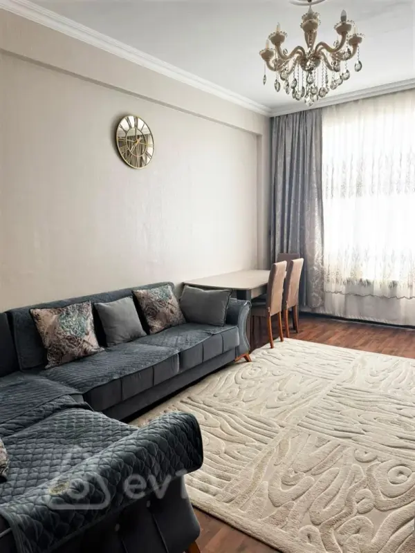 Kirayə verilir 3 otaqlı yeni tikili 85 m²