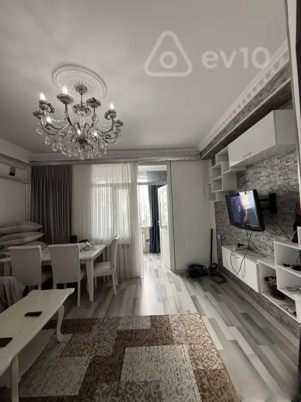 Satılır 2 otaqlı yeni tikili 62 m²