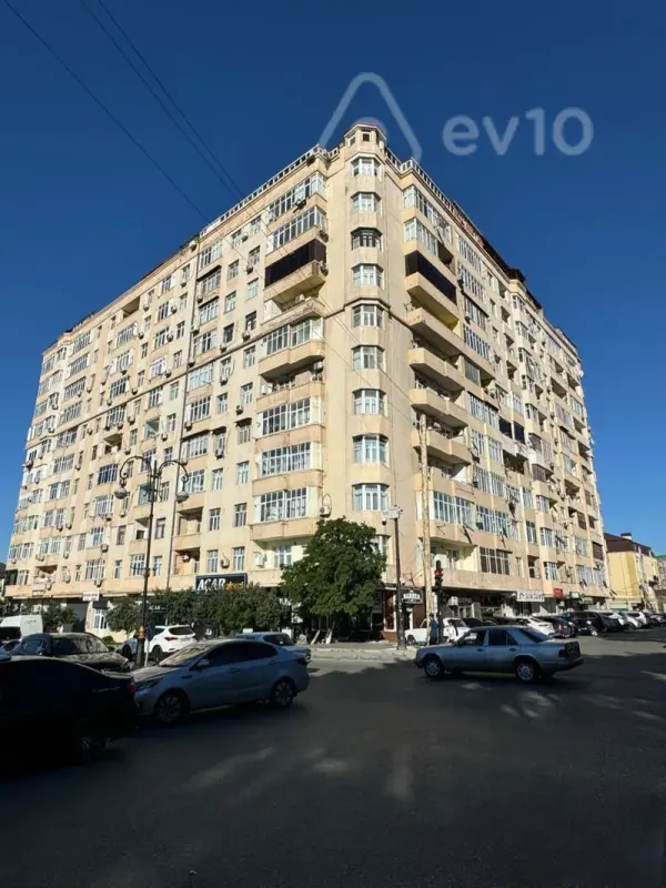 Satılır 3 otaqlı yeni tikili 122 m²