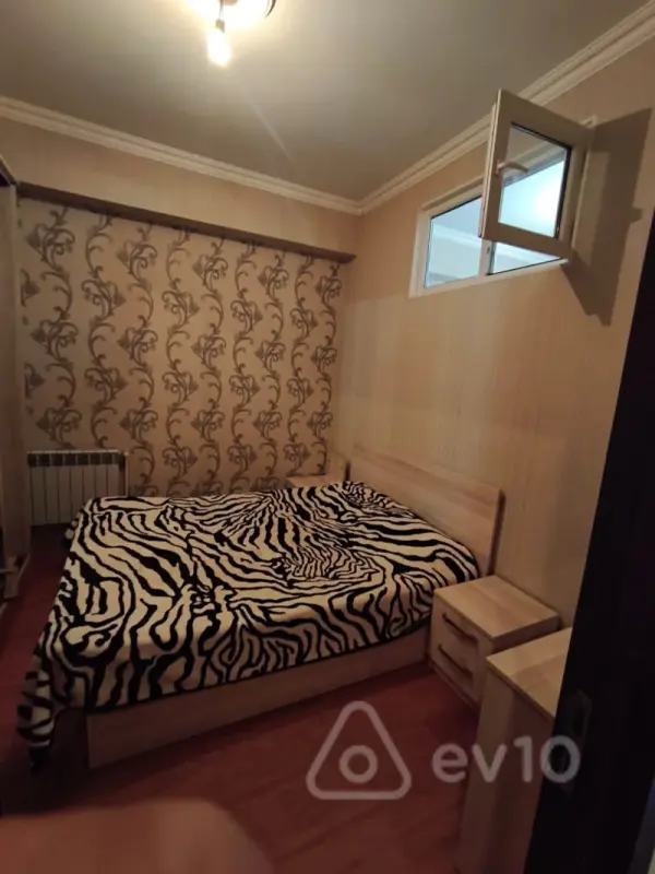 Kirayə verilir 2 otaqlı yeni tikili 50 m²