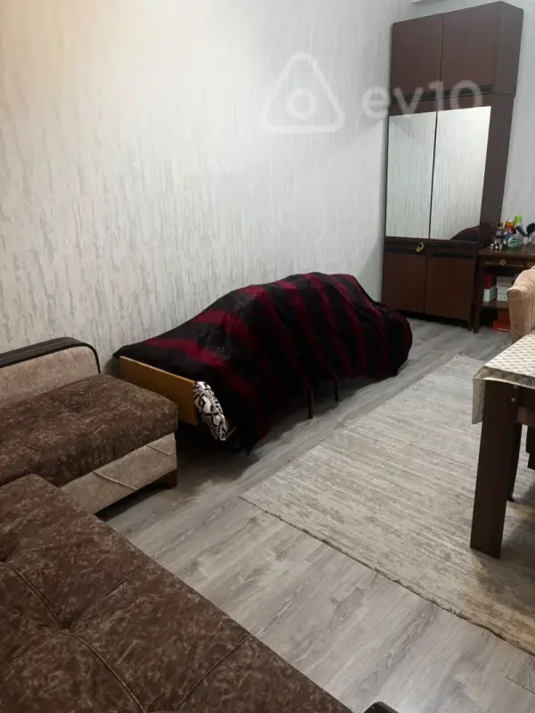 Kirayə verilir 2 otaqlı yeni tikili 69 m²