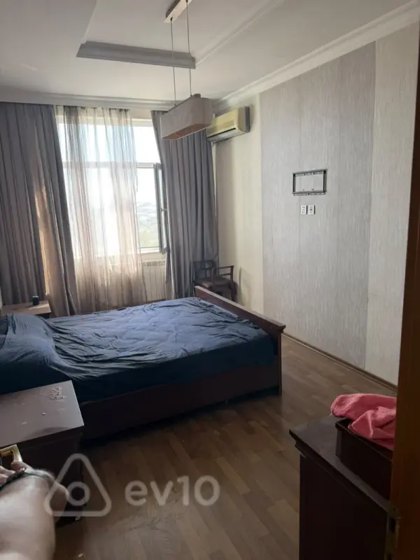 Kirayə verilir 3 otaqlı yeni tikili 85 m²