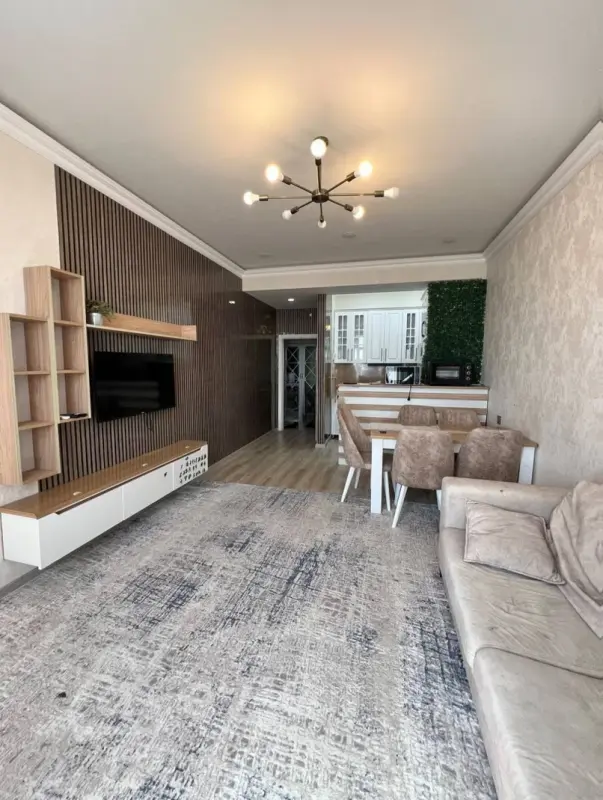 Kirayə verilir 2 otaqlı yeni tikili 65 m²