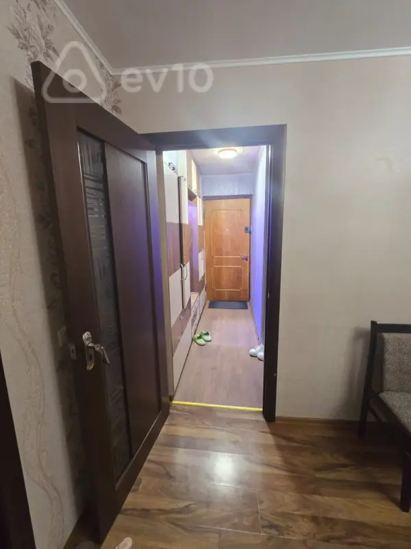 Kirayə verilir 4 otaqlı köhnə tikili 80 m²
