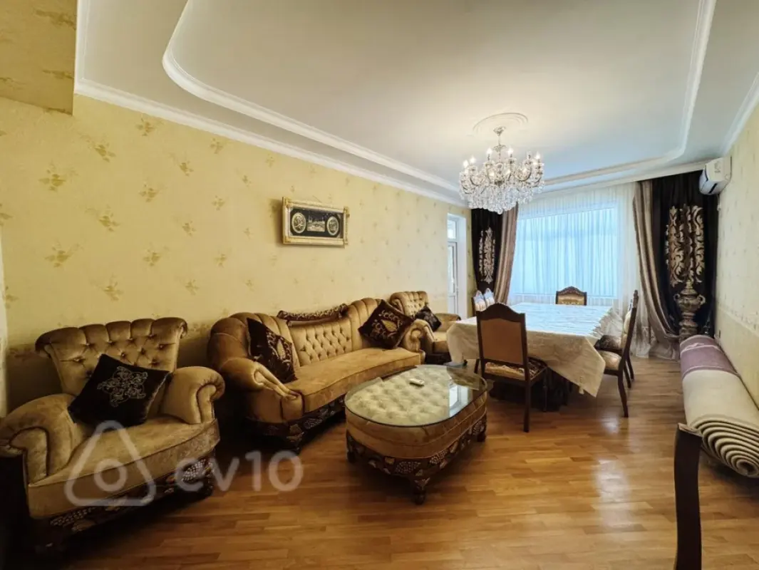 Satılır 4 otaqlı yeni tikili 140 m²