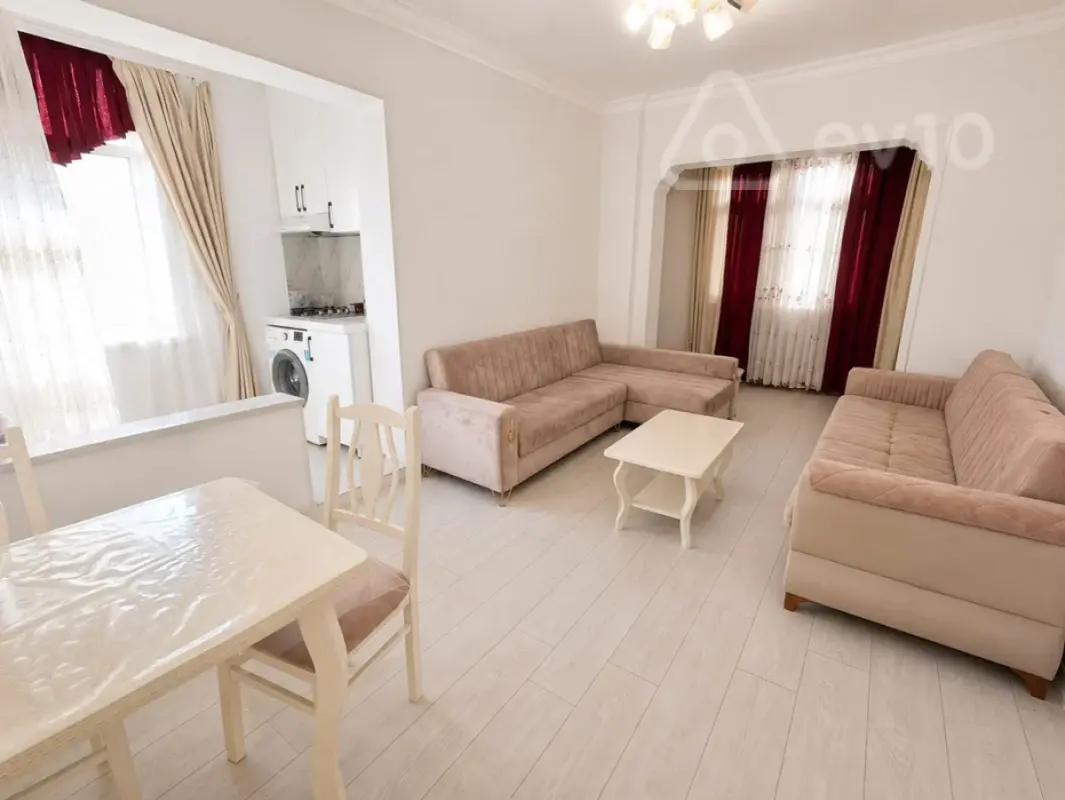 Satılır 2 otaqlı köhnə tikili 37 m²