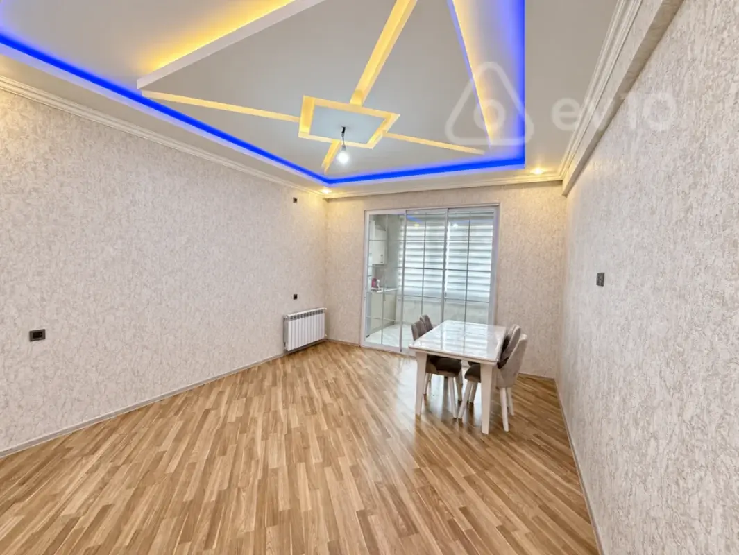 Satılır 3 otaqlı yeni tikili 102 m²