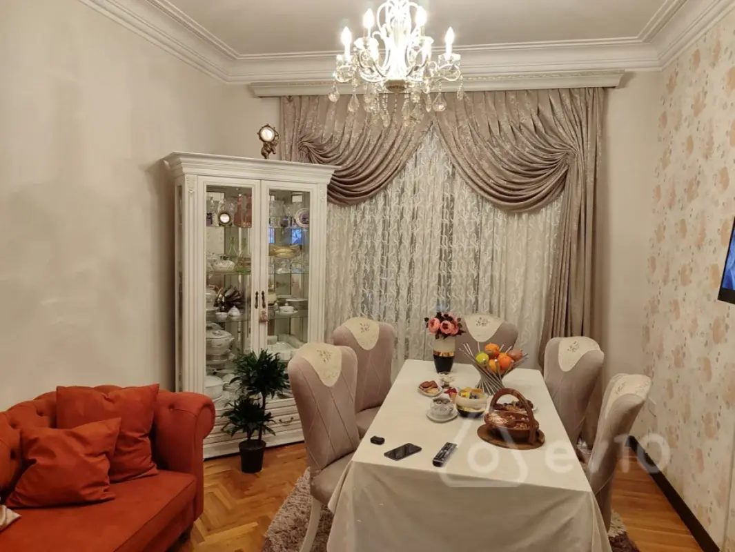 Satılır 3 otaqlı köhnə tikili 85 m²