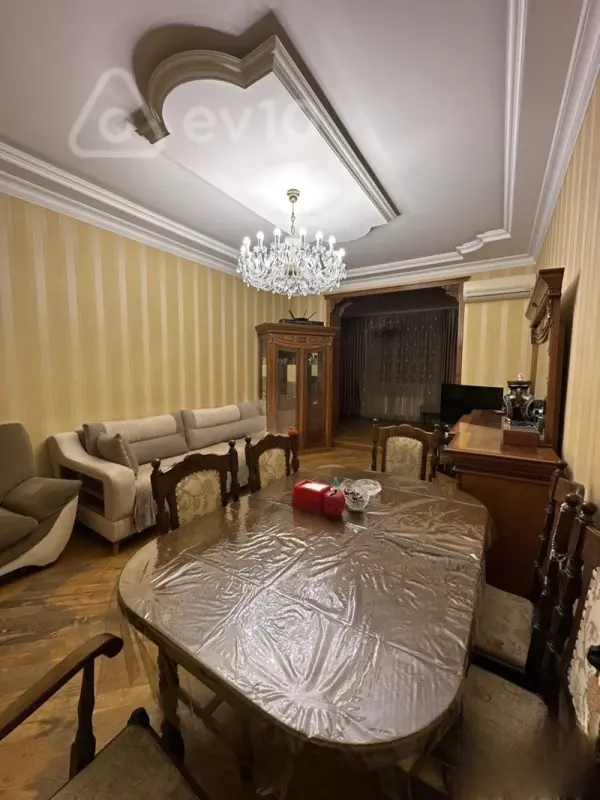 Satılır 3 otaqlı köhnə tikili 78 m²