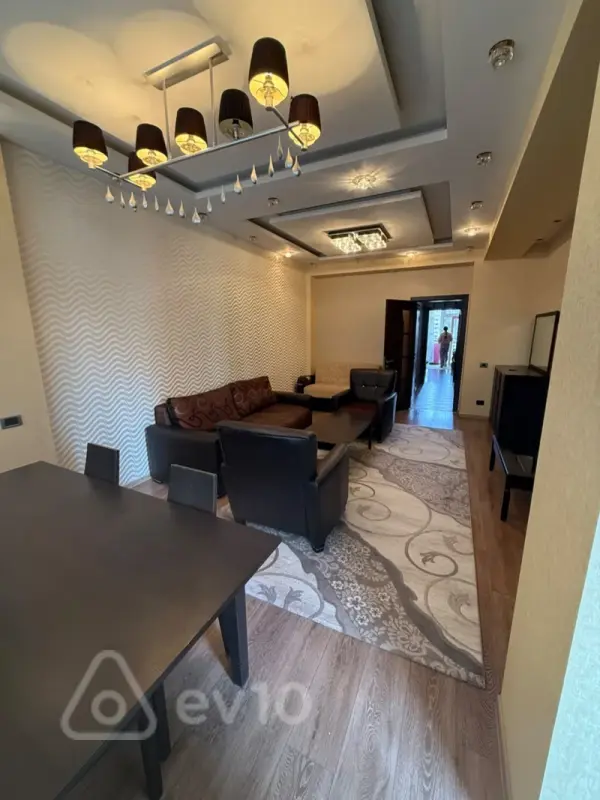 Kirayə verilir 2 otaqlı yeni tikili 90 m²
