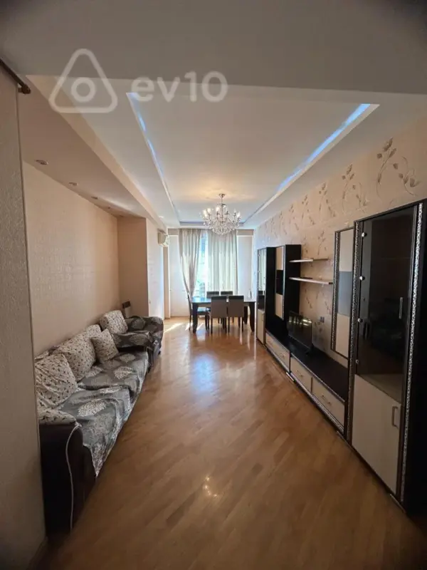 Kirayə verilir 3 otaqlı yeni tikili 100 m²