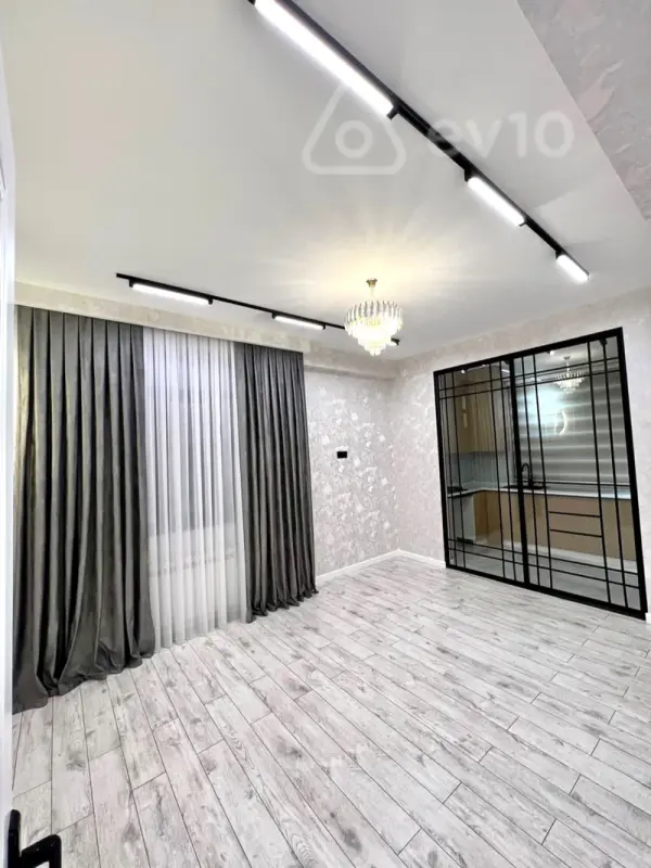Satılır 3 otaqlı yeni tikili 75 m²