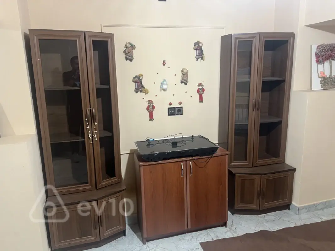 Kirayə verilir 1 otaqlı köhnə tikili 39 m²