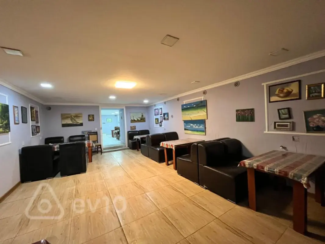 Kirayə verilir mənzil 200 m²