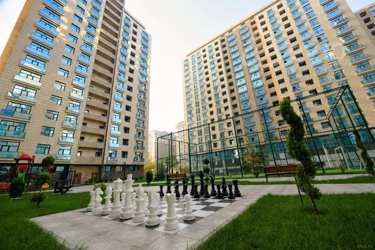 Kirayə verilir 3 otaqlı yeni tikili 120 m²