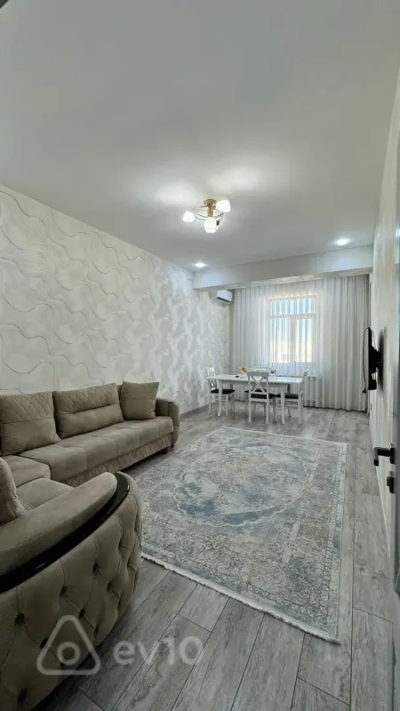 Kirayə verilir 2 otaqlı yeni tikili 80 m²