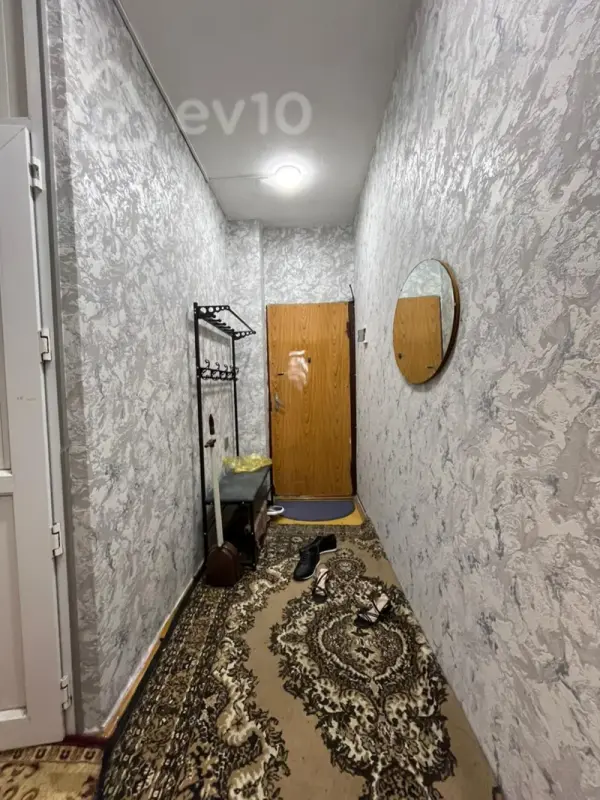Satılır 2 otaqlı köhnə tikili 45 m²