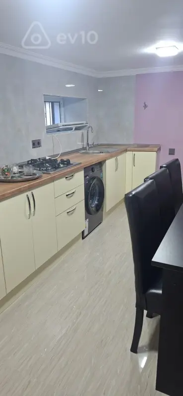 Kirayə verilir 2 otaqlı həyət evi 40 m²