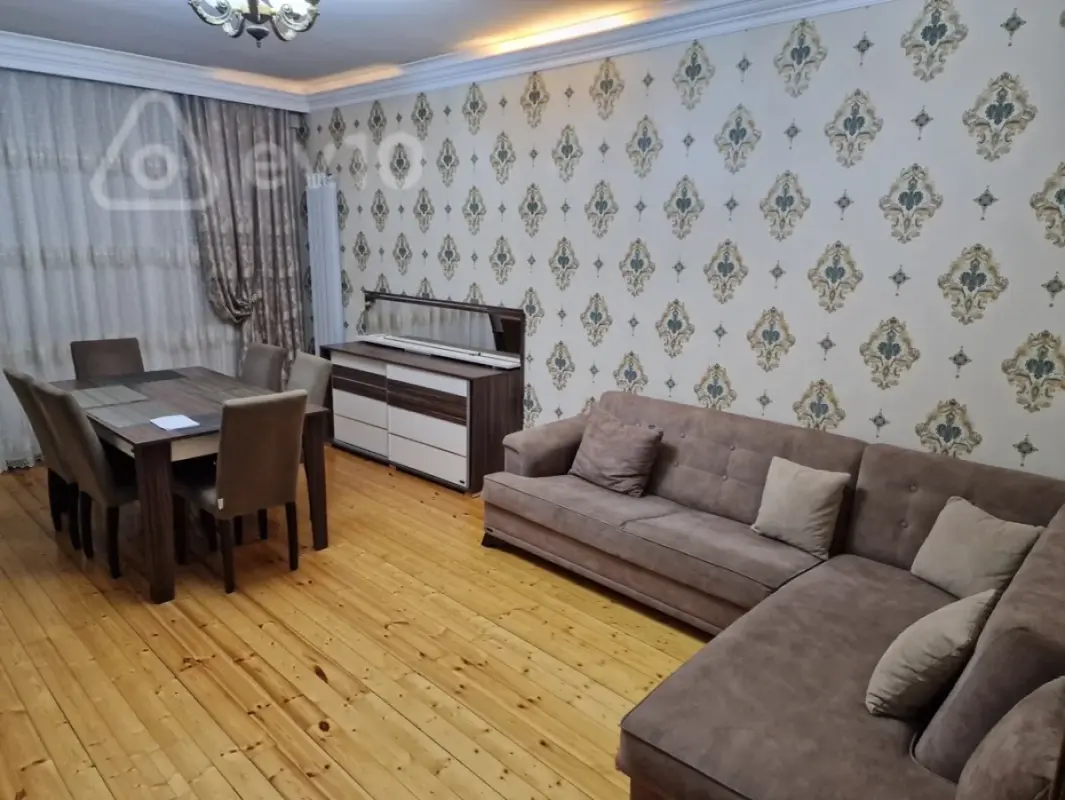Kirayə verilir 2 otaqlı yeni tikili 70 m²