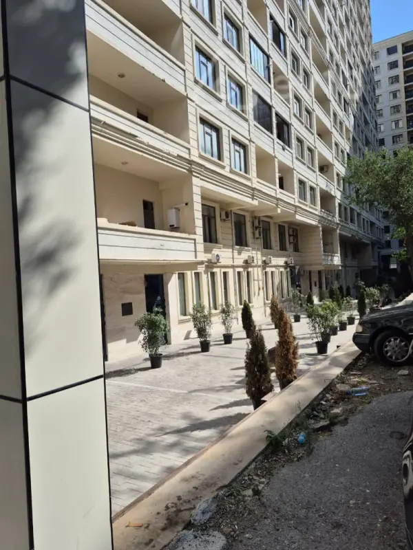 Kirayə verilir 2 otaqlı yeni tikili 96 m²