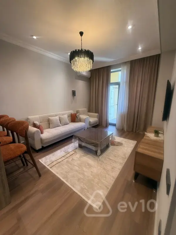 Kirayə verilir 2 otaqlı yeni tikili 65 m²