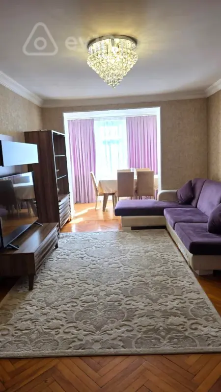 Satılır 3 otaqlı köhnə tikili 75 m²
