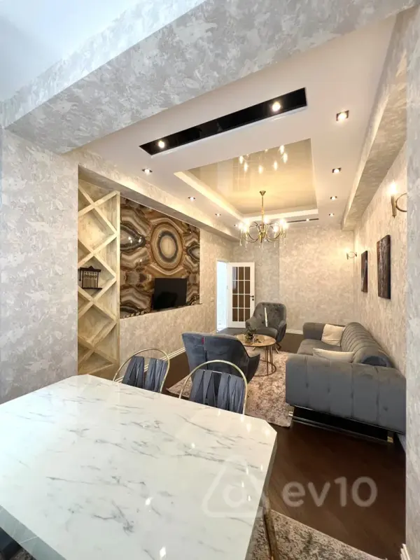 Kirayə verilir 2 otaqlı yeni tikili 70 m²
