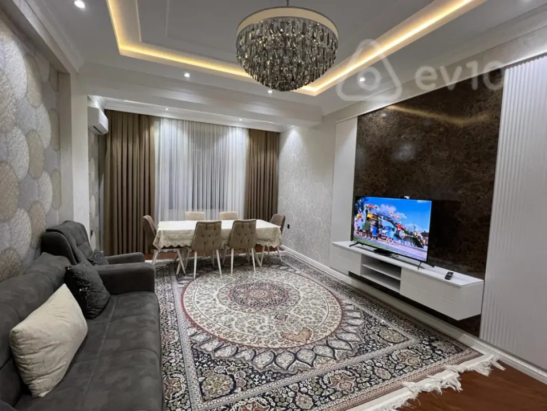 Kirayə verilir 3 otaqlı yeni tikili 120 m²