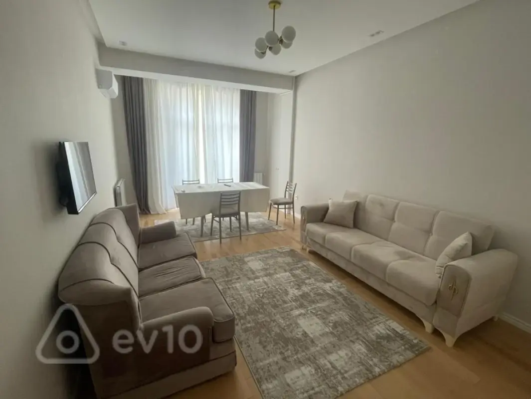 Kirayə verilir 2 otaqlı yeni tikili 78 m²