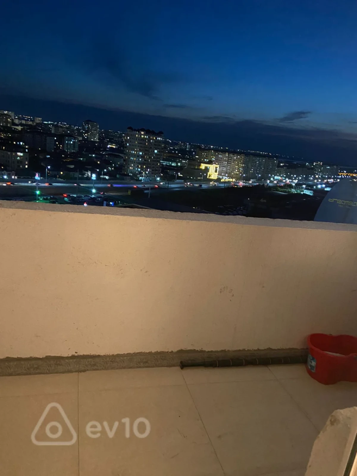 Satılır 3 otaqlı yeni tikili 85 m²