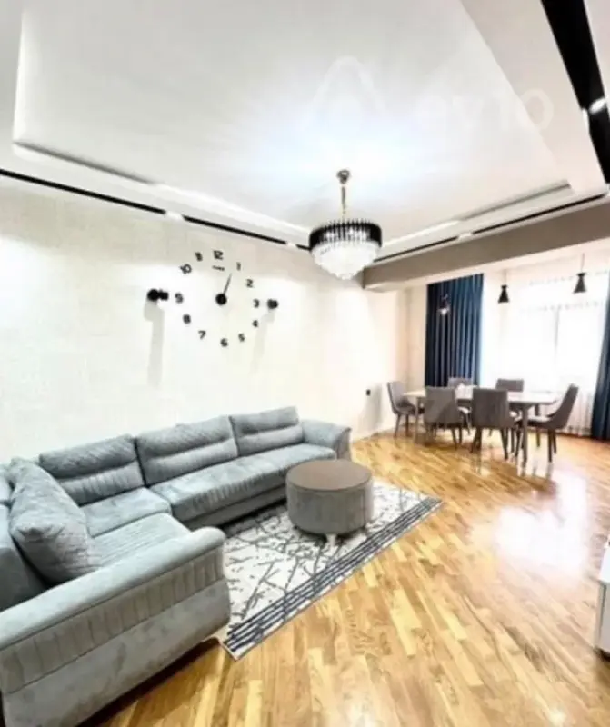 Kirayə verilir 3 otaqlı yeni tikili 100 m²