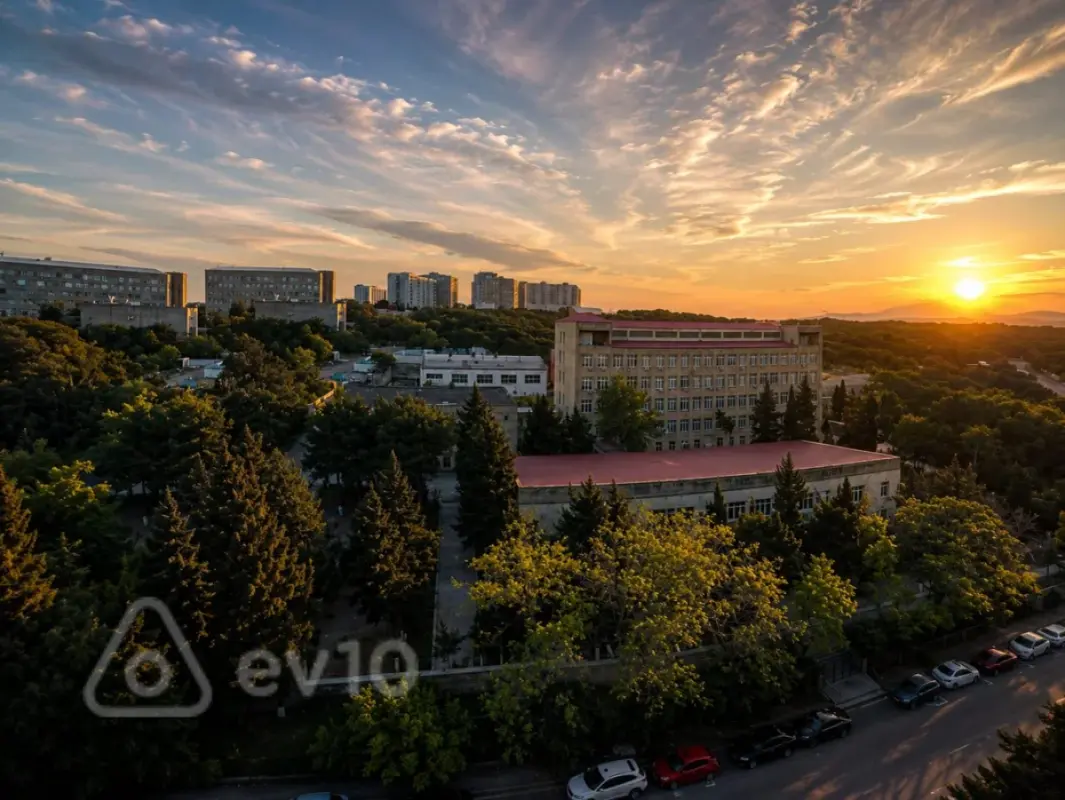 Satılır 3 otaqlı köhnə tikili 90 m²