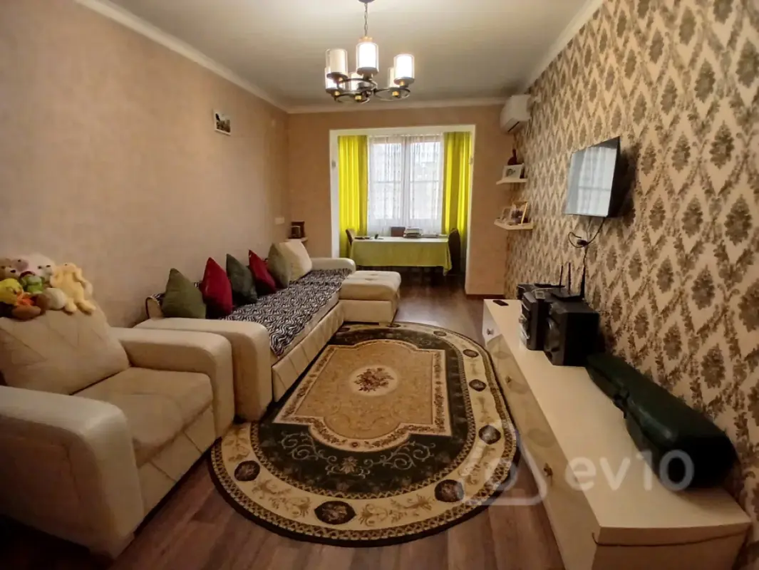 Satılır 2 otaqlı yeni tikili 70 m²