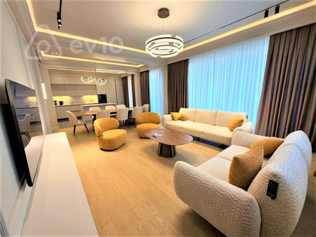 Kirayə verilir 3 otaqlı yeni tikili 160 m²