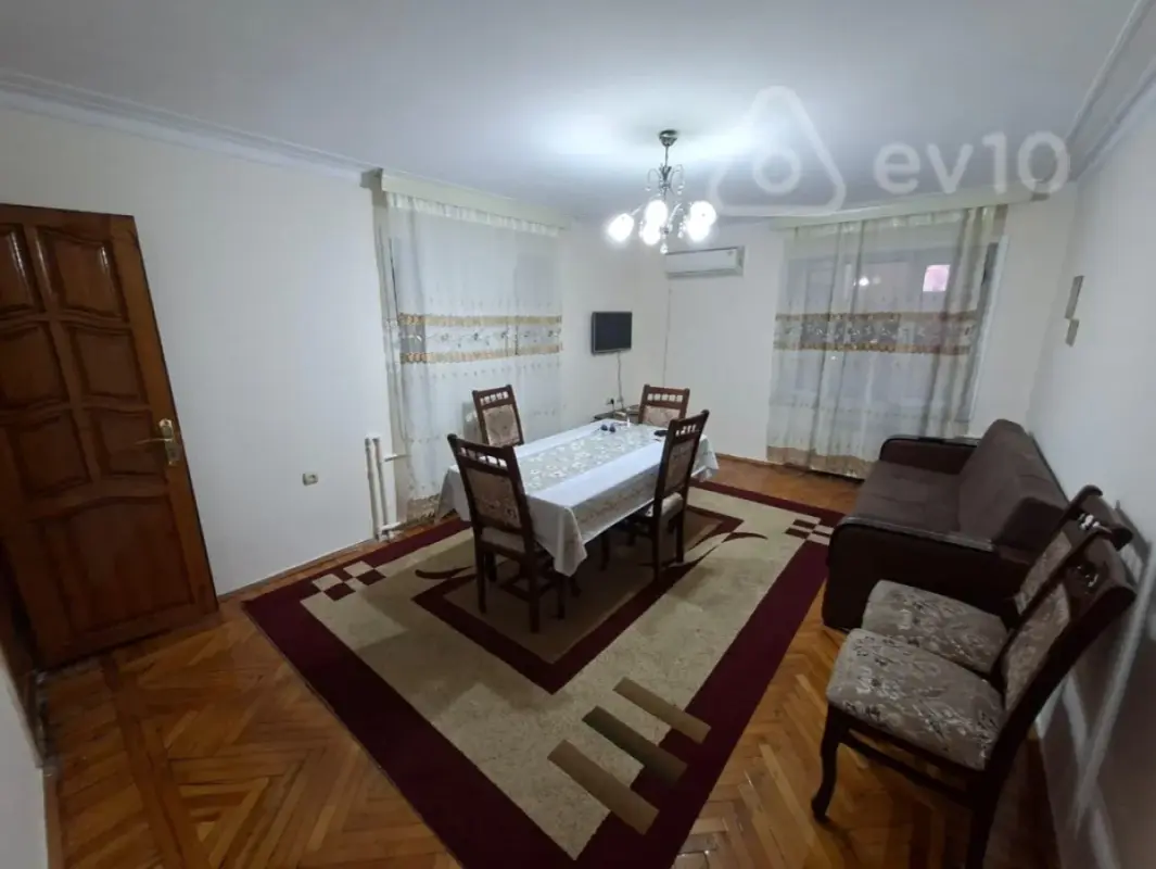 Kirayə verilir 3 otaqlı yeni tikili 50 m²