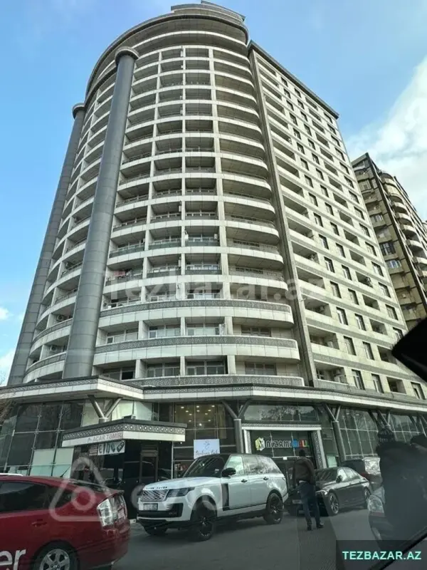 Kirayə verilir 2 otaqlı yeni tikili 103 m²