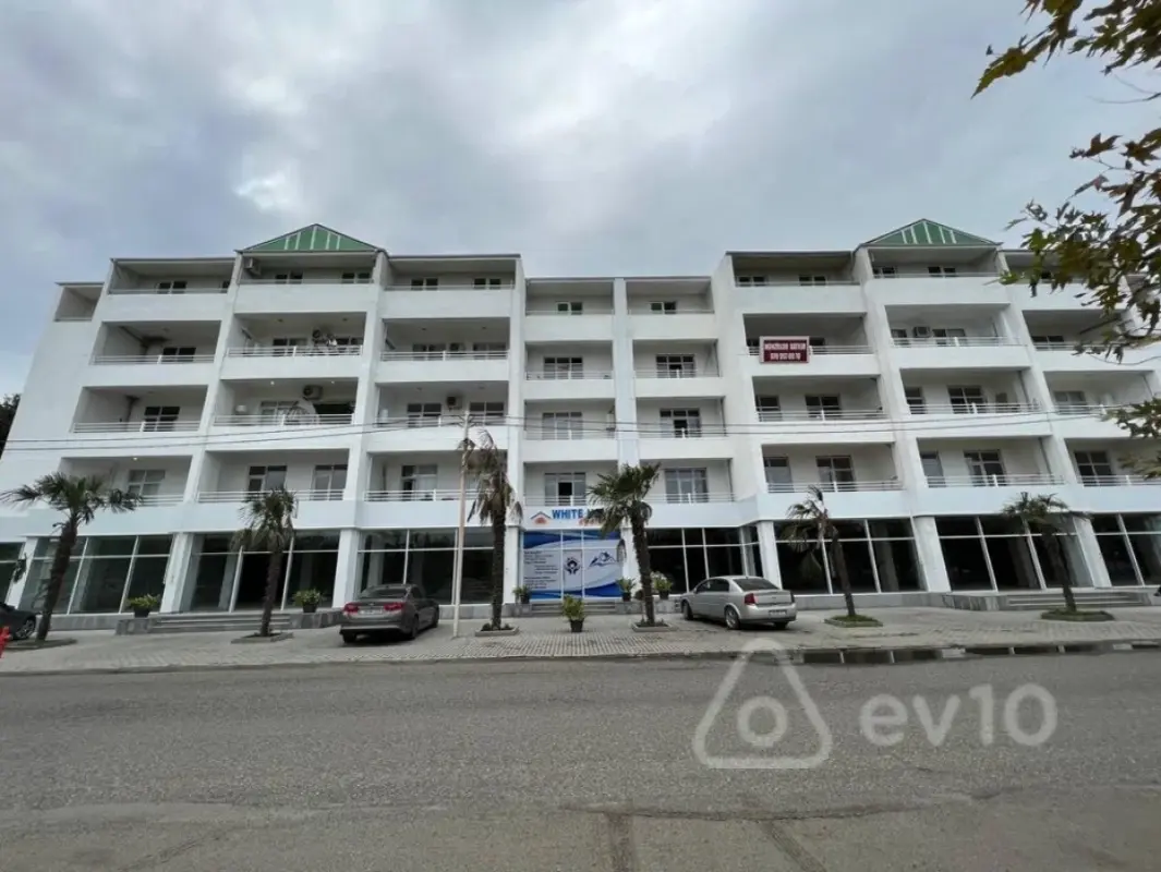 Satılır 2 otaqlı yeni tikili 74 m²