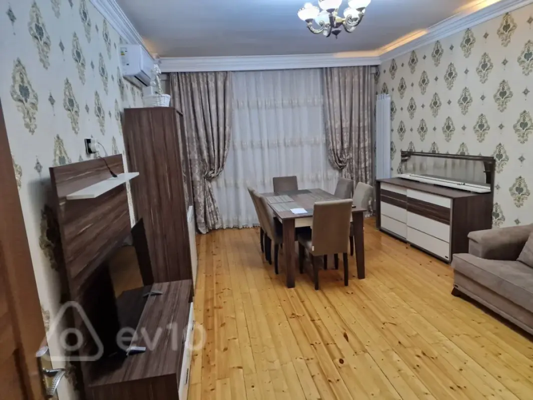 Kirayə verilir 2 otaqlı yeni tikili 70 m²